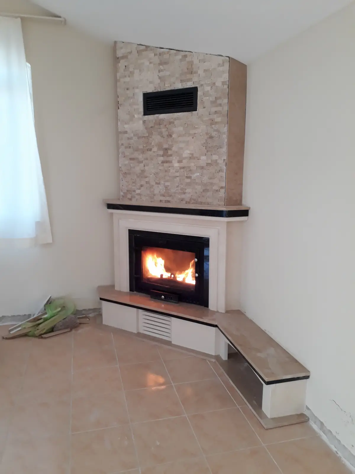 KLASİK  TV ÜNİTELİ ŞÖMİNE053